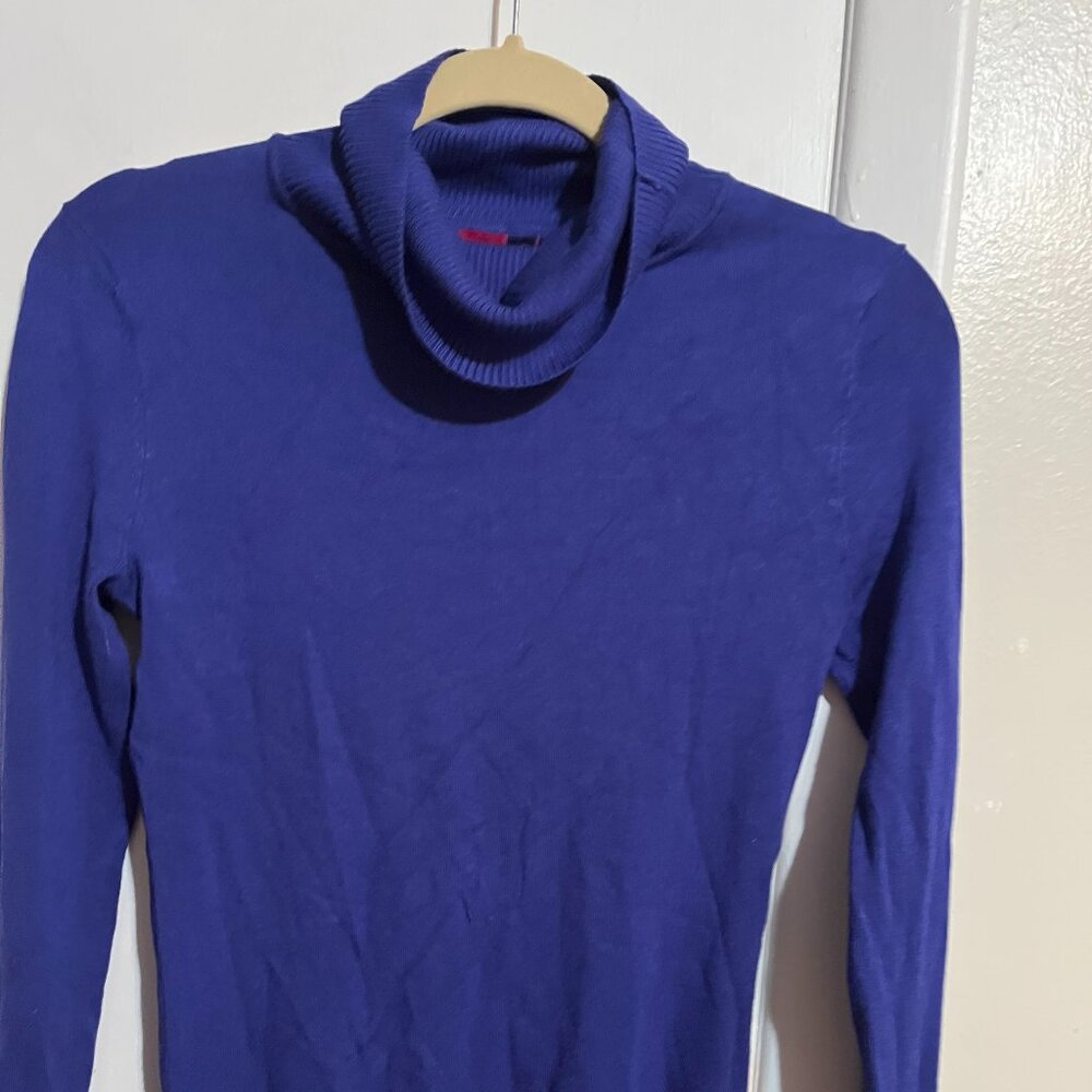 NWT AVA Turtle neck Purple light sweater SZ S